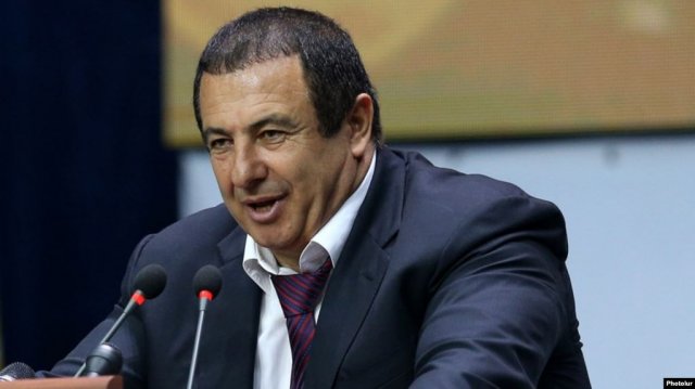 Гагик Царукян назвал проект о досрочном выходе на пенсию судей Конституционного суда «абсурдом»