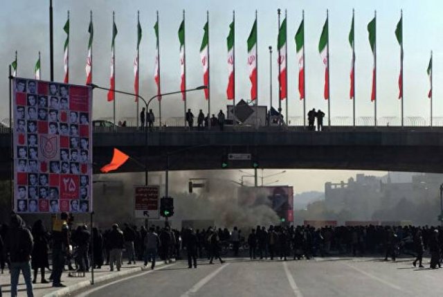 В Иране задержали группу лиц, планировавших беспорядки в университетах