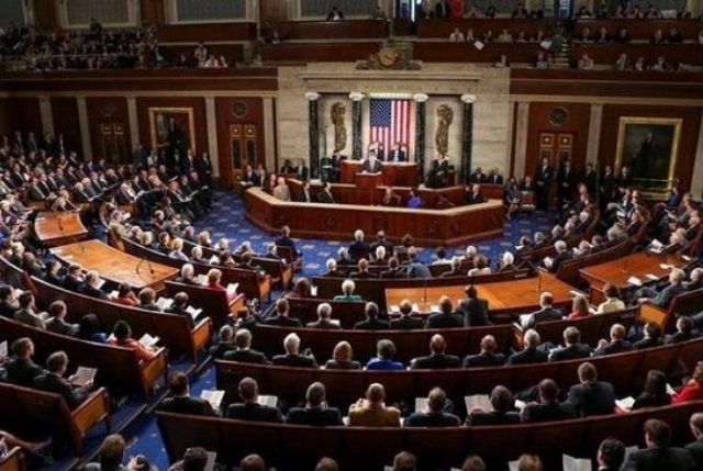 Палата представителей США приняла резолюцию против участия России в G7