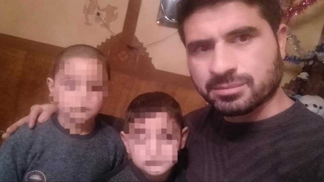 В Баку арестован мужчина, избивавший собственных детей