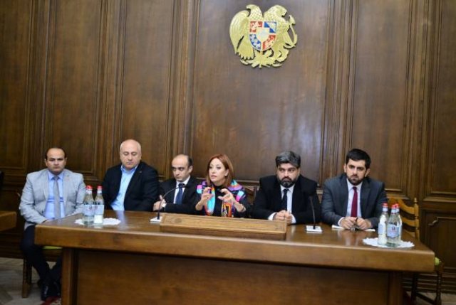 В комиссиях ПА Евронест приняты все предложения армянской делегации