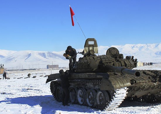В Армении танкисты ЮВО приступили к подготовке к АрМИ-2020
