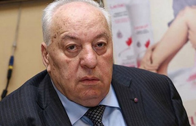 Размик Абрамян в крайне тяжелом состоянии доставлен в МЦ «Армения»: адвокат