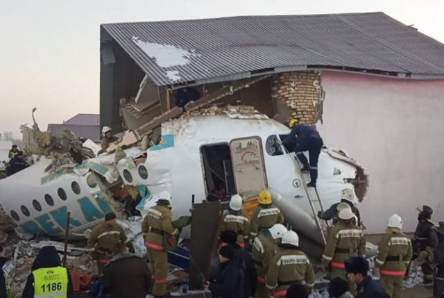 Семьям погибших в авиакатастрофе в Казахстане выплатят по $10,5 тыс.