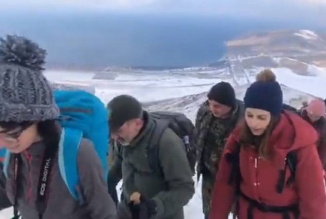 Участники восхождения на гору Артаниш посвятили поход установлению мира и стабильности в регионе