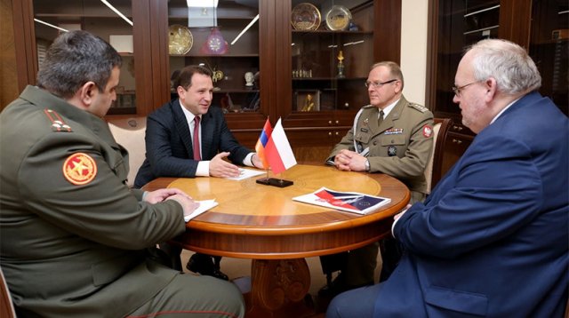 Глава Минобороны принял посла Польши в Армении: обсуждено Соглашение о военно-техническом сотрудничестве