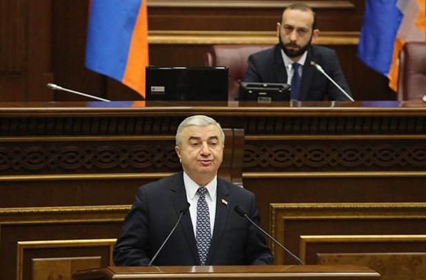 Гулян: Арцах будет последователен в вопросе привлечения к ответственности организаторов геноцида армян в Азербайджане