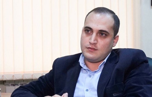 Задержан председатель НПО «Гражданское сознание» Нарек Самсонян. Арсен Бабаян