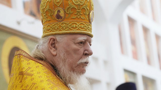 В РПЦ назвали гражданских жен бесплатными проститутками