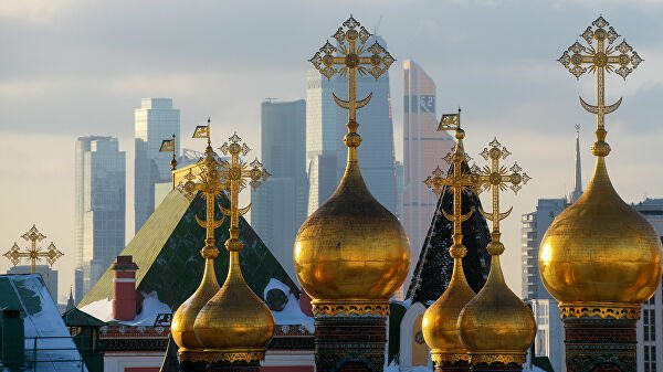 В РПЦ признали оскорбительными слова Смирнова о гражданских женах