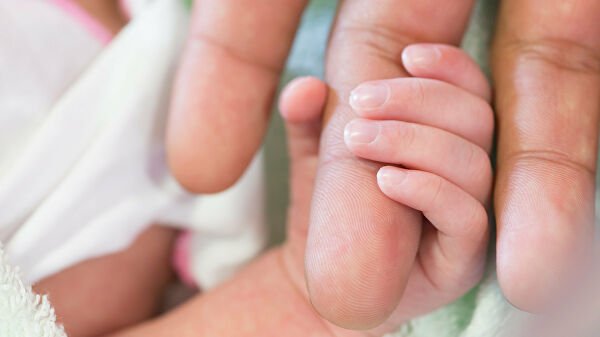 Подмосковные врачи спасли недоношенного ребенка весом в 495 граммов