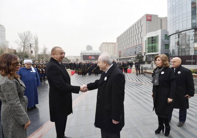 В Баку все сложно: Алиев подверг приводу Муталибова