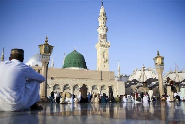 Саудовская Аравия приостанавливает въезд в страну паломников на фоне коронавируса
