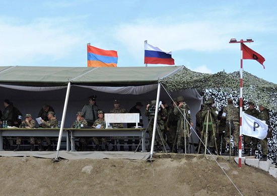 Военнослужащие России и Армении уничтожили цели условного противника в рамках двусторонних учений
