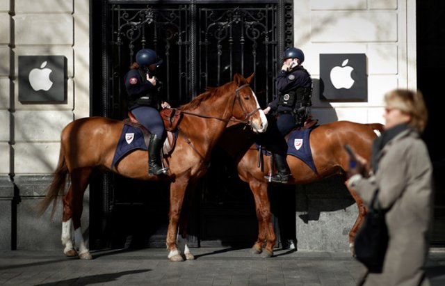 Франция оштрафовала Apple на 1,1 млрд евро