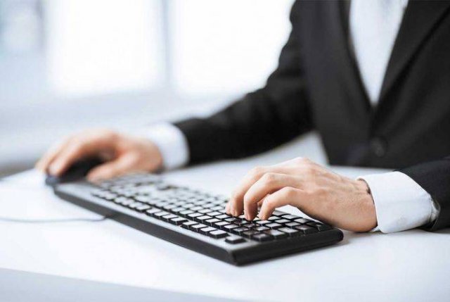 Разрешения на работу иностранцам будут предоставлены исключительно электронным путем