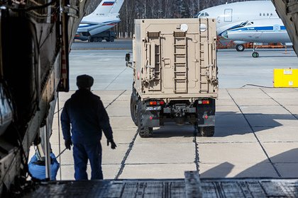 Десятый российский военный самолет прибыл в Италию для борьбы с коронавирусом