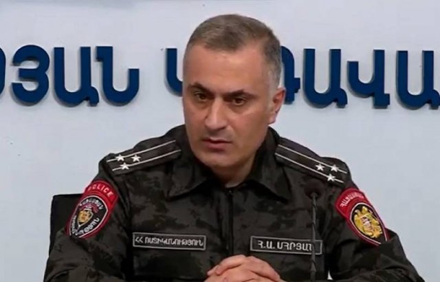 Уже 92 человека высадили из автомобилей как третьих лиц. Замначальника Полиции РА