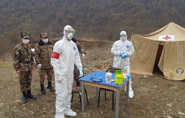 В Армении 3 контрактных военнослужащих сдали тест на коронавирус