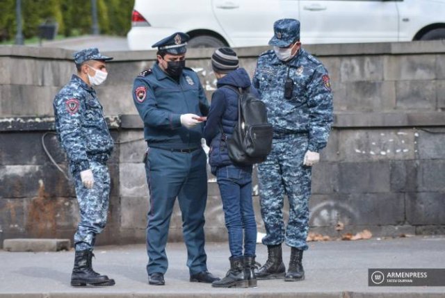 Полиция составила протоколы об административных правонарушениях в отношении 722 лиц