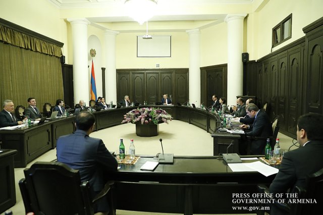 Госминистр: Для всех жителей села Мирик в Арцахе установлен режим самоизоляции