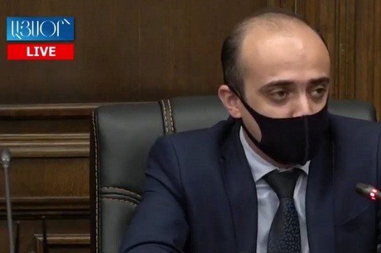 У меня есть основания подозревать, что власть с осознанным лицемерием искажает конституционные требования – Тарон Симонян