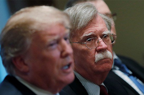 Болтон заявил, что Трамп готов вывести войска США из Южной Кореи и Японии
