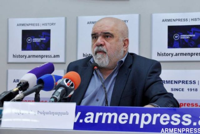 Действиями на границе Азербайджан пытается решить свои внутренние проблемы: Александр Искандарян