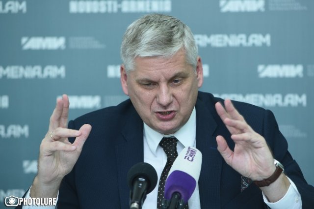 "Пограничный" узел армяно-азербайджанского конфликта опаснее карабахского - Маркедонов