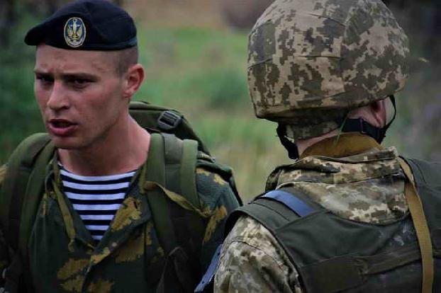 В ЛНР узнали, что националисты вербуют солдат из ВСУ на войну с Арменией