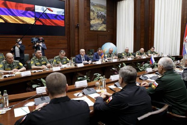 Минобороны РА представило основные вопросы повестки переговоров министров обороны РА и РФ