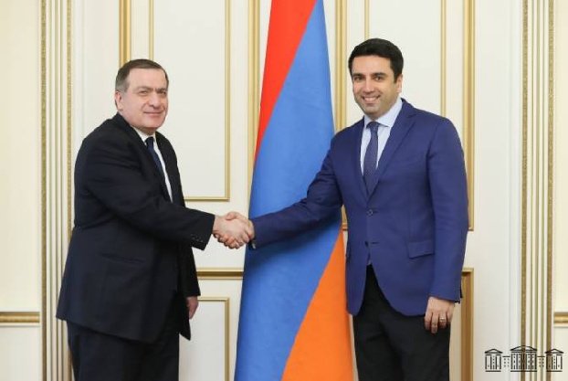 Ален Симонян принял посла Грузии в Армении