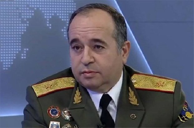 Министр обороны Армении посетит РФ