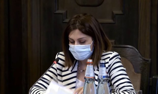 Аванесян: Около 700 пациентов находятся в тяжелом и крайне тяжелом состоянии