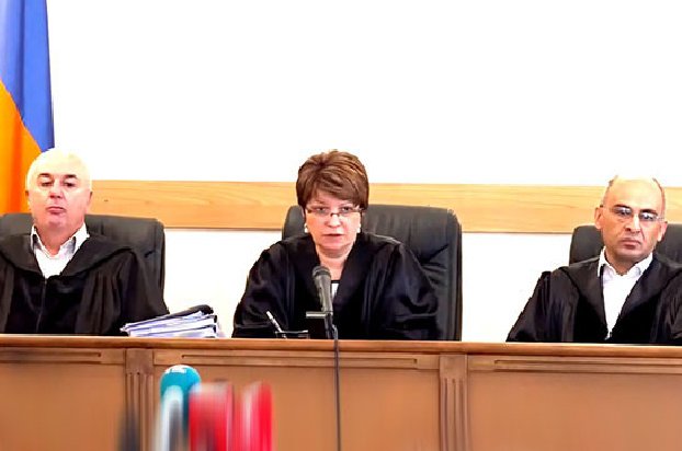 Адвокат Роберта Кочаряна представил ходатайство об отмене залога или уменьшении размера залога