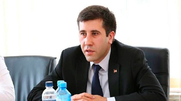 Правозащитник: Для освобождения депутата от блока «Армения» Чарчяна есть сильные аргументы