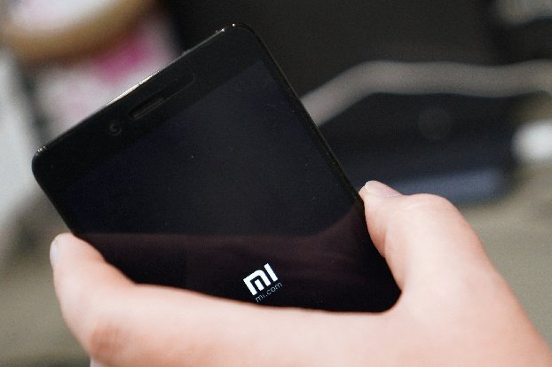 В Крыму пока не получали информацию о блокировке смартфонов Xiaomi