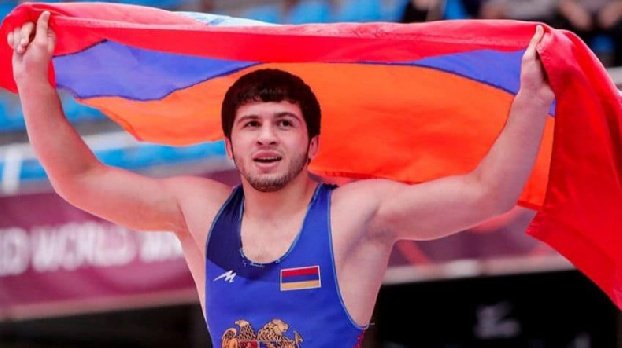 Борец Малхас Амоян стал чемпионом мира