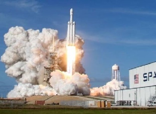 Стоимость аэрокосмической компании SpaceX превысила $100 млрд