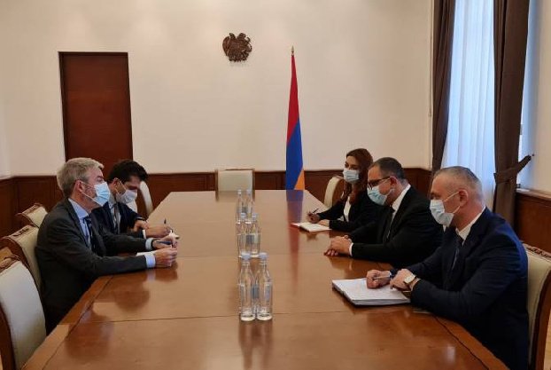 Министр финансов Армении и посол Швеции обсудили вопросы, представляющие взаимный экономический интерес