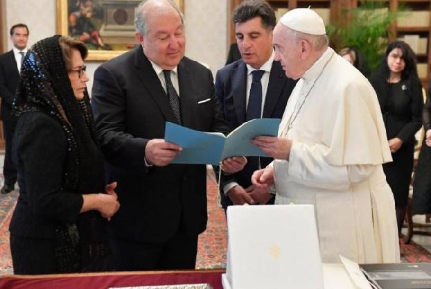 Папа Римский принял президента Армении Армена Саргсяна