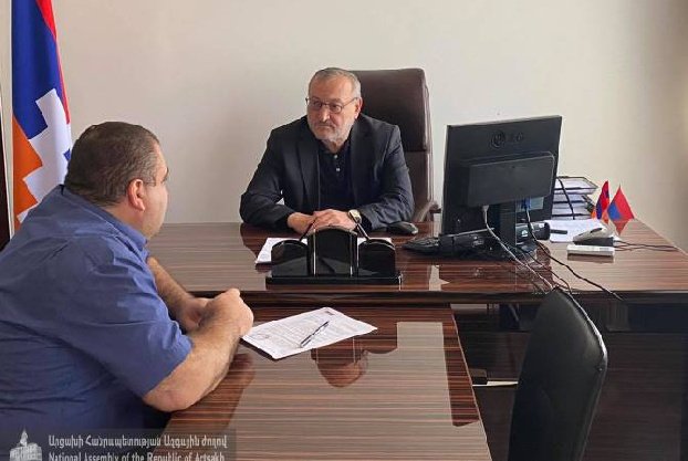 Председатель НС Республики Арцах Артур Товмасян с рабочим визитом находится в Ереване
