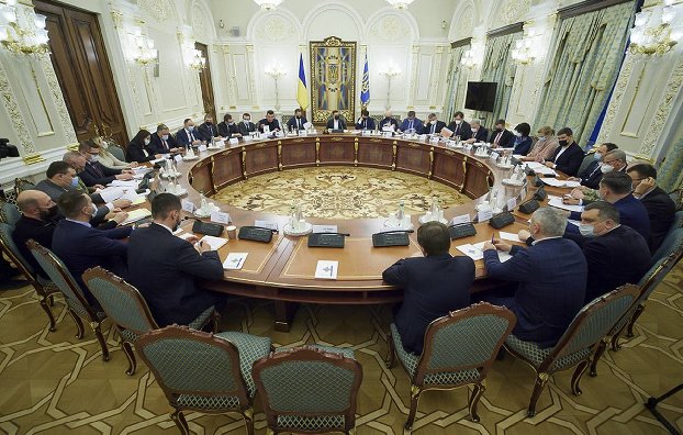 Украина ввела новые санкции в связи с выборами в Госдуму в Крыму