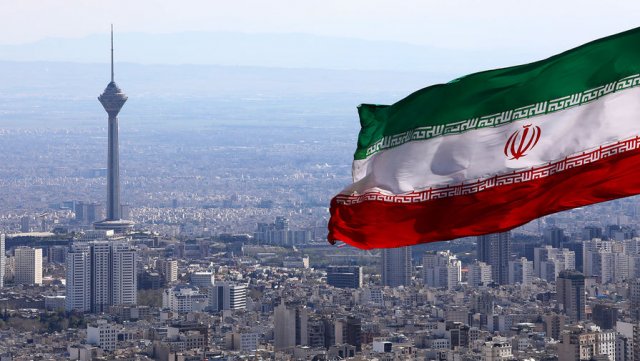 Иран возобновит выдачу туристических виз