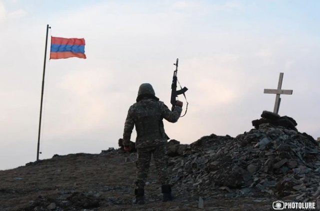 Азербайджанские ВС пытались прорвать границу: произошла интенсивная перестрелка