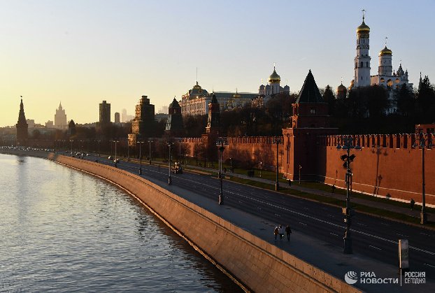 В Кремле оценили возможность саммита России, Армении и Азербайджана