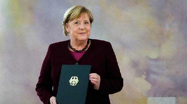 Меркель сложит обязанности канцлера ФРГ после избрания Шольца