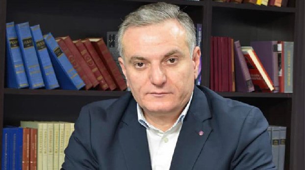 Артак Закарян: Что хунта нашла в своей любимой Турции?