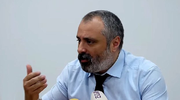 Давид Бабаян представил изданный труд «Проблема Арцаха и внешняя политика Республики Арцах»