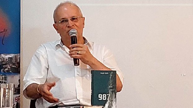 Марк Арен пишет книгу о 44-дневной войне